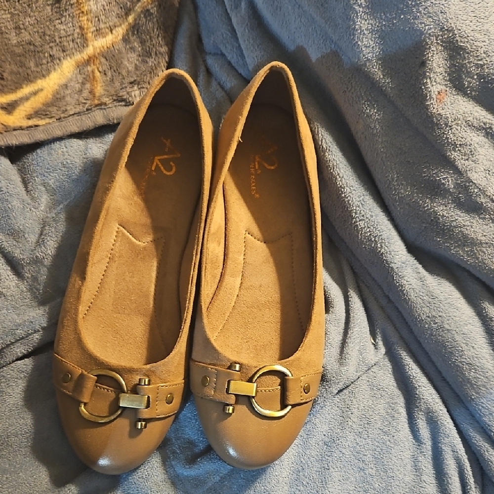 A2 By Aerosoles Tan Loafers with Gold Accent